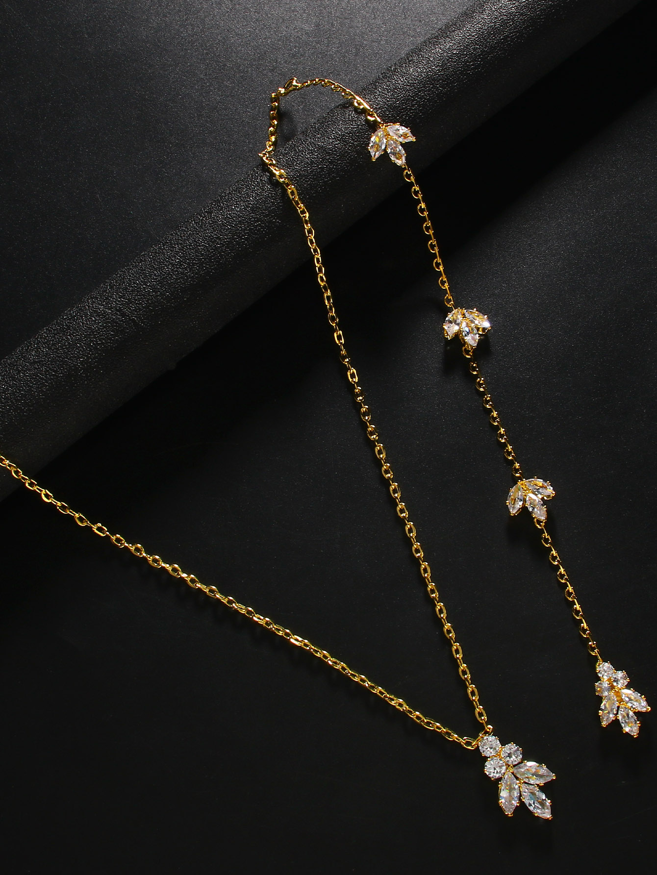 Back Chain Rhinestone Pendant  - огляд і ціна Body Jewelry For Backless Dress