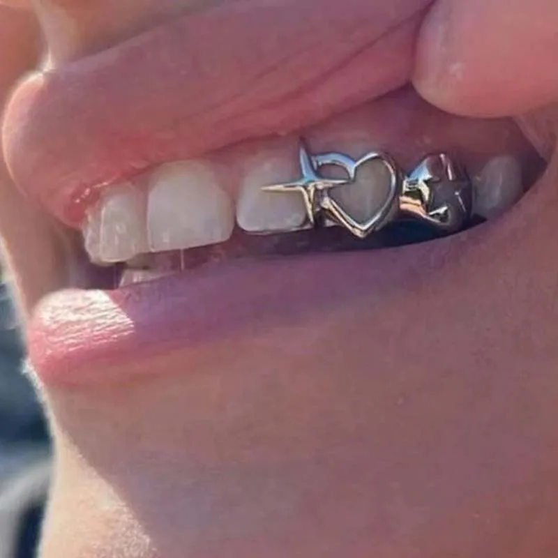 Punk Hip Hop Hollow Heart Teet - огляд і ціна Body Jewelry Men